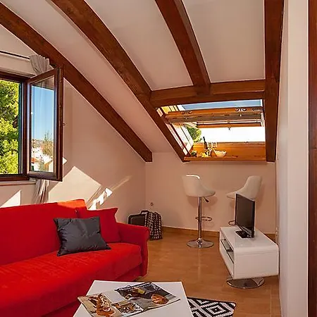 Villa Croatica Apartments Zaboric Buitenkant foto