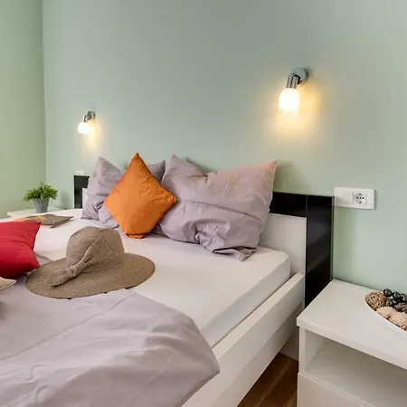 Villa Croatica Apartments Zaboric Buitenkant foto