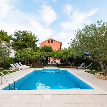 Villa Croatica Apartments Zaboric Buitenkant foto